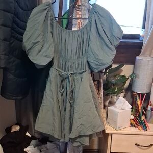 Altar'd State Womens Puff Sleeve Dress in Sage